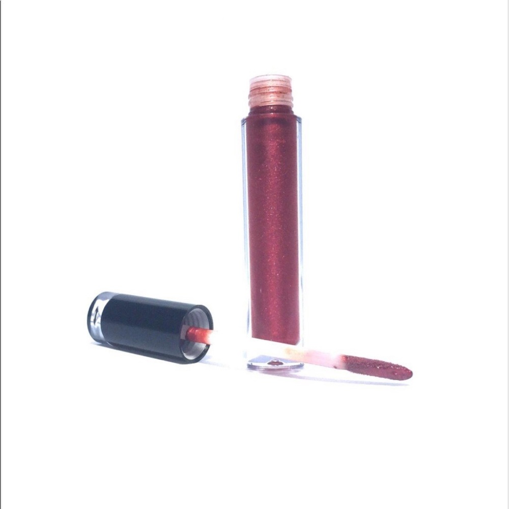 NWT Jaiden Madison Lip Creme “Scandalous”